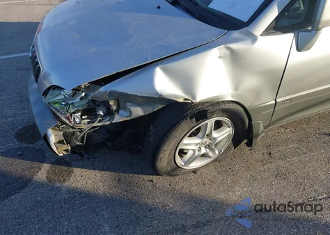 2001 Lexus Rx 300 from USA, damaged, VIN JTJHF10U810206434